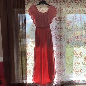 COPY - Off the shoulder maxi dress! (Final Price)